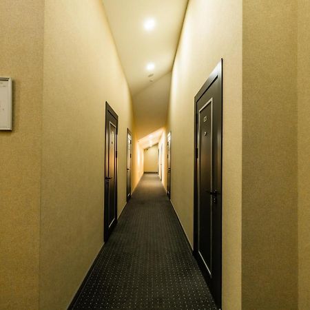 Bobur Hotel Ташкент Екстер'єр фото