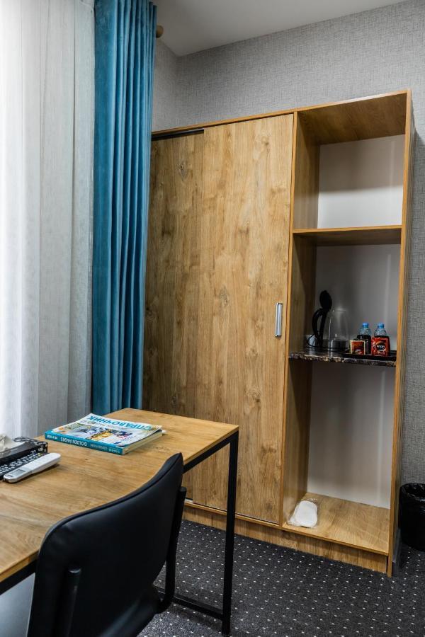 Bobur Hotel Ташкент Екстер'єр фото