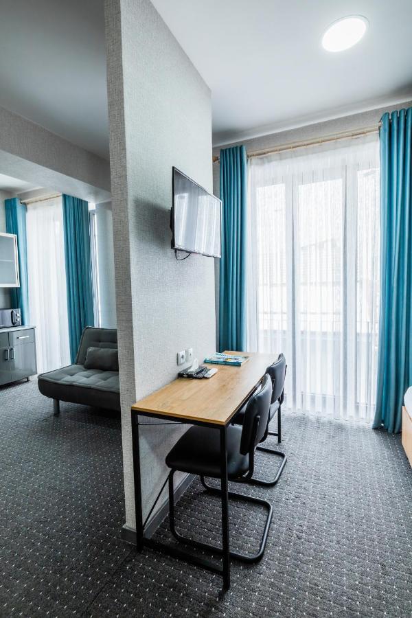Bobur Hotel Ташкент Екстер'єр фото