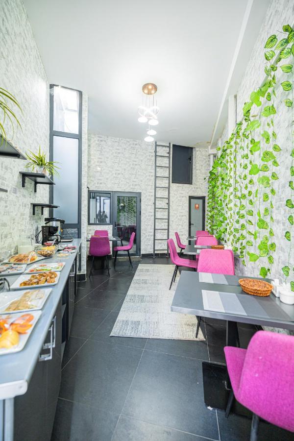 Bobur Hotel Ташкент Екстер'єр фото