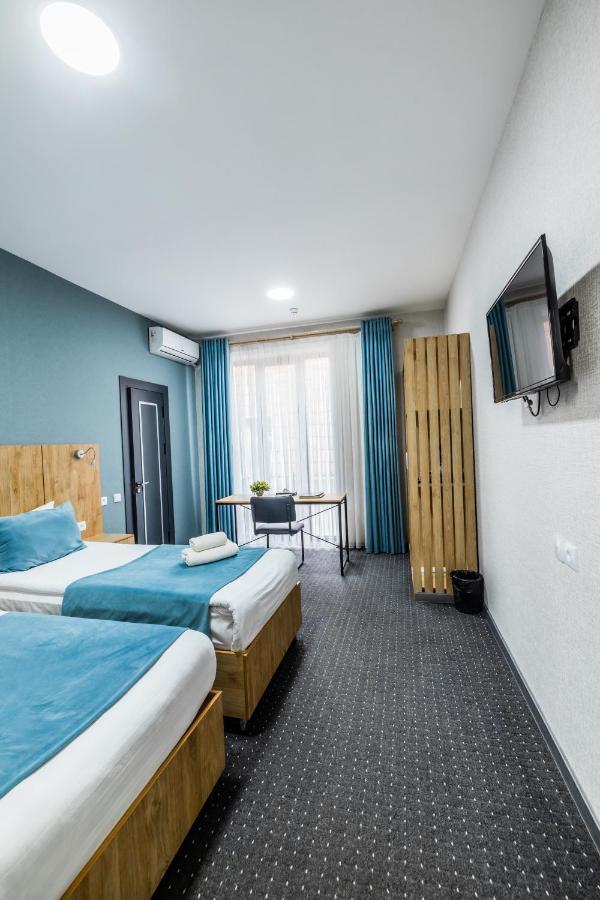 Bobur Hotel Ташкент Екстер'єр фото